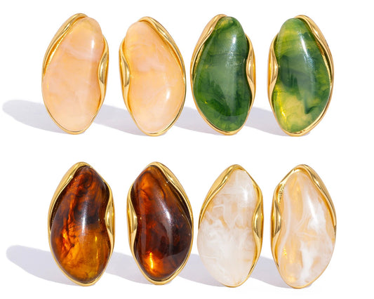 Resin Geometric Stud Earrings 🎨18K gold-plated stainless steel ✨.