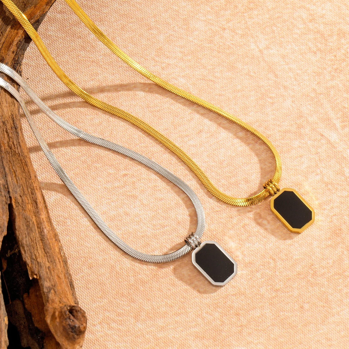 Black Acrylic Square Necklace 🖤