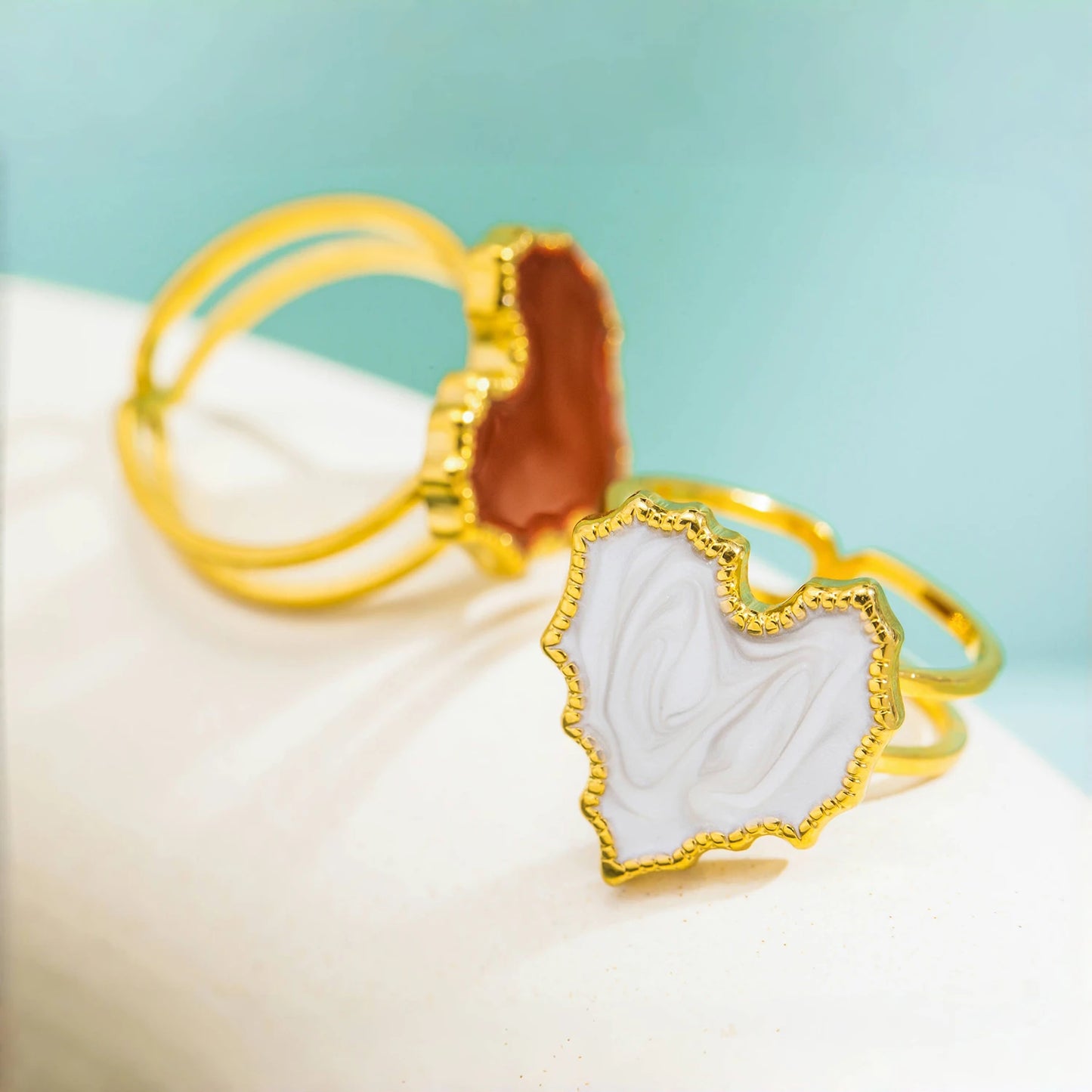 Fashion Enamel Golden Ring 🔴⚫