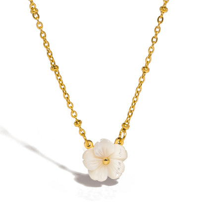 Elegant Shell Flower Earrings 🌸