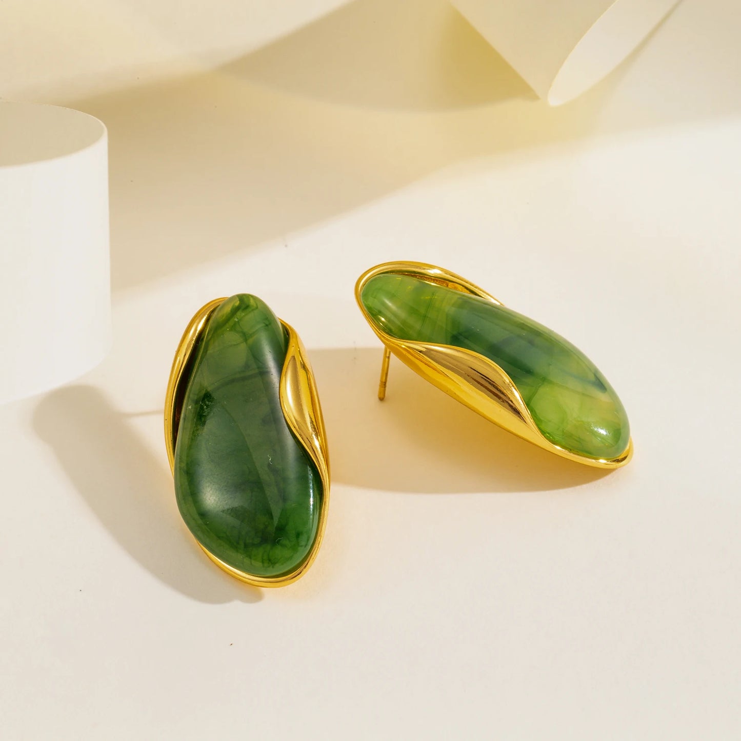 Resin Geometric Stud Earrings 🎨18K gold-plated stainless steel ✨.